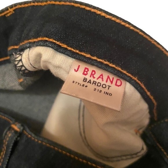 J Brand‎ Womens 27 Cuffed Hem Jean Dark Wash New - Picture 2 of 8